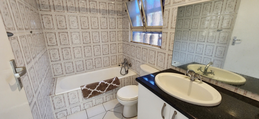 3 Bedroom Property for Sale in Bedford Park Gauteng