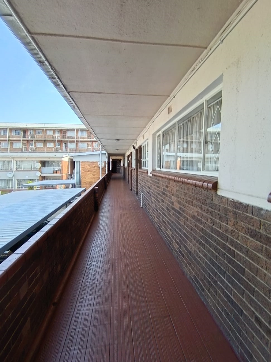 2 Bedroom Property for Sale in Benoni Central Gauteng