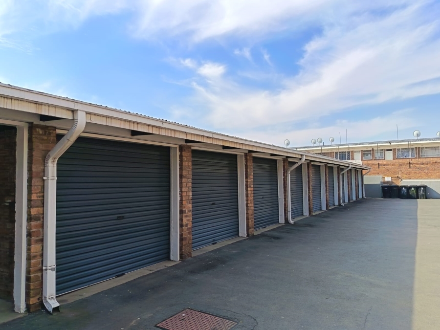 2 Bedroom Property for Sale in Benoni Central Gauteng