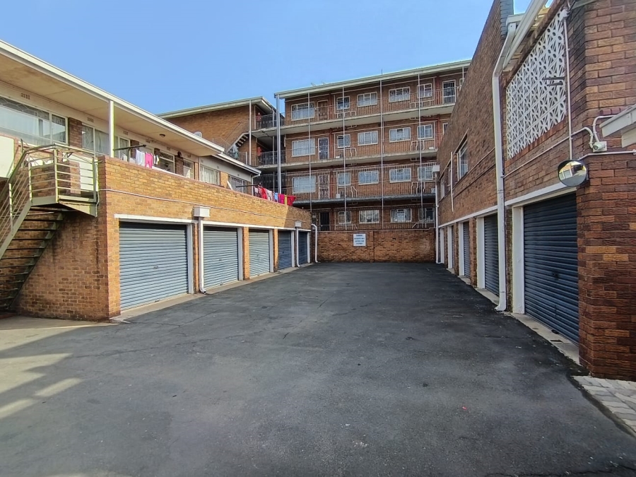 2 Bedroom Property for Sale in Benoni Central Gauteng
