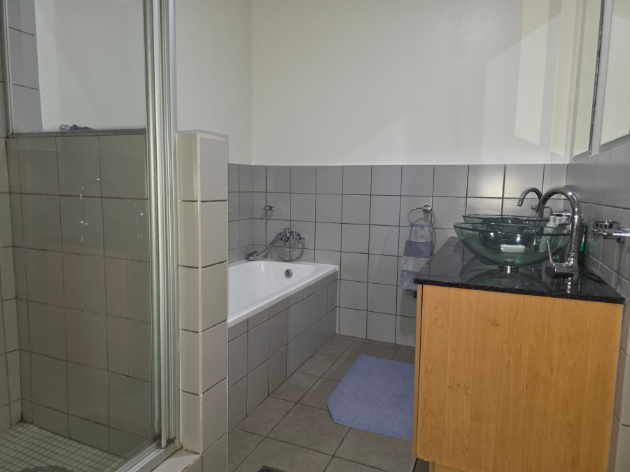 2 Bedroom Property for Sale in Riviera Gauteng