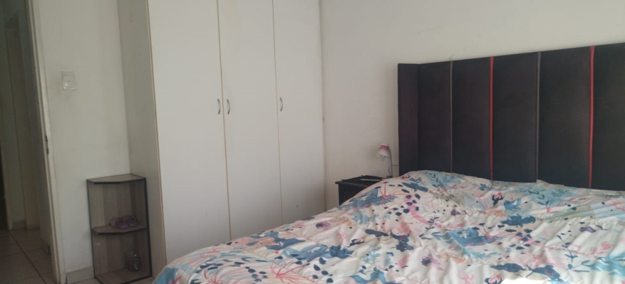 2 Bedroom Property for Sale in Kleinfontein Gauteng