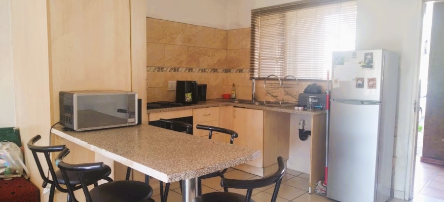 2 Bedroom Property for Sale in Kleinfontein Gauteng