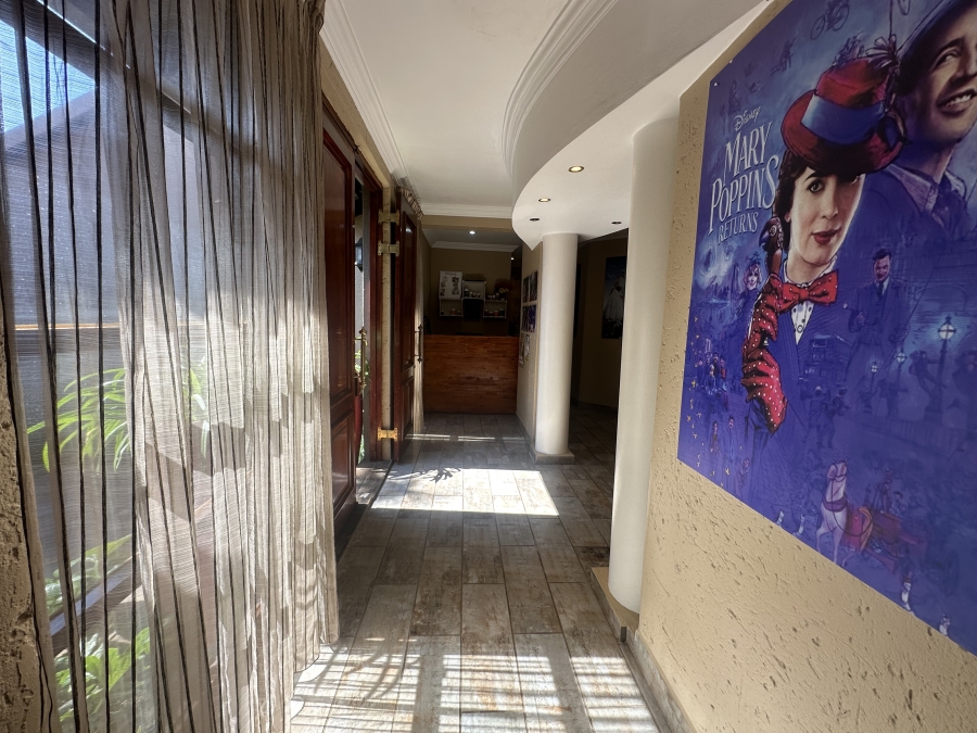 To Let 4 Bedroom Property for Rent in Helderkruin Gauteng