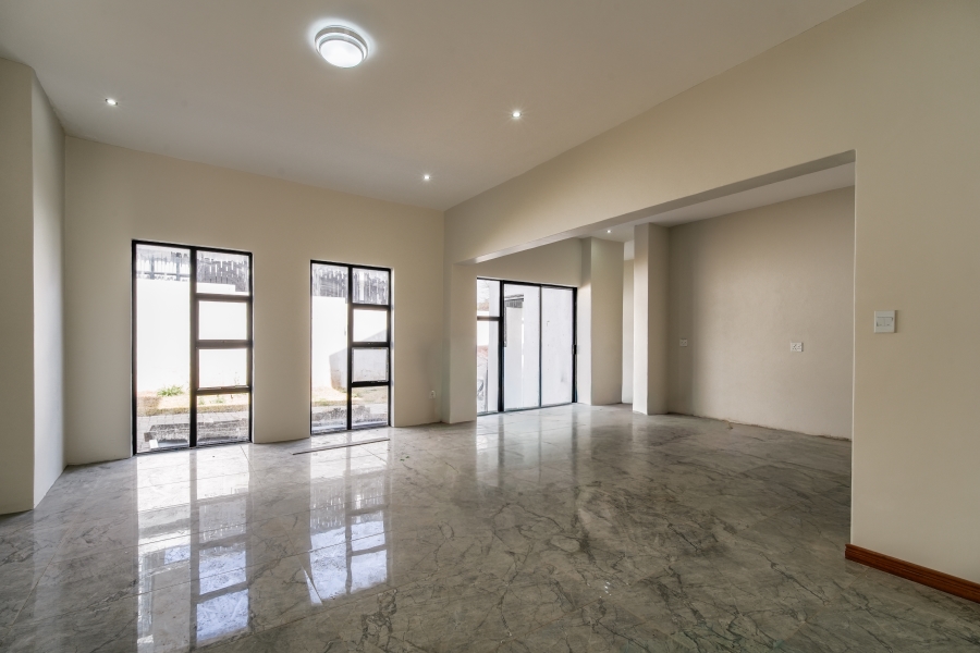 6 Bedroom Property for Sale in The Hills Game Reserve Estate Gauteng