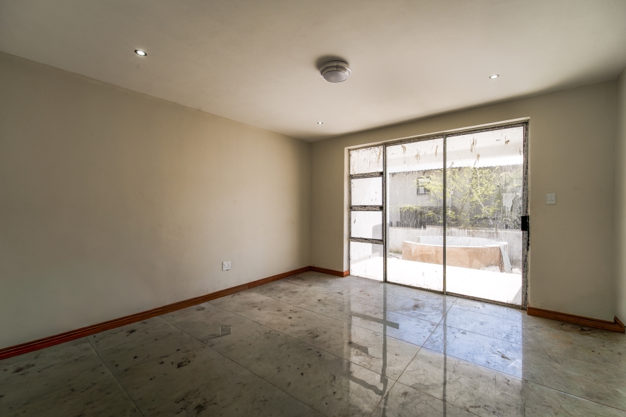 6 Bedroom Property for Sale in The Hills Game Reserve Estate Gauteng