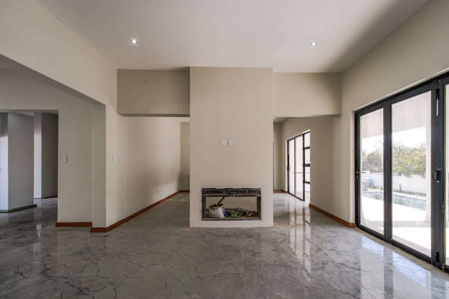 6 Bedroom Property for Sale in The Hills Game Reserve Estate Gauteng