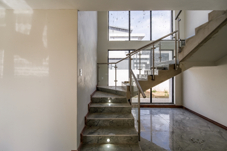 6 Bedroom Property for Sale in The Hills Game Reserve Estate Gauteng