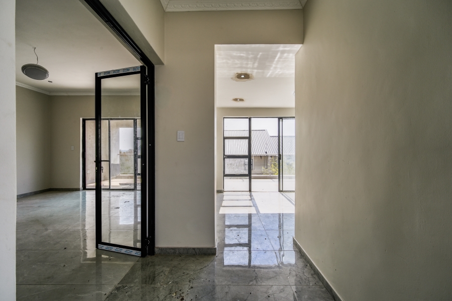 6 Bedroom Property for Sale in The Hills Game Reserve Estate Gauteng