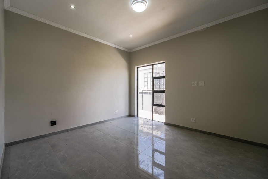 6 Bedroom Property for Sale in The Hills Game Reserve Estate Gauteng
