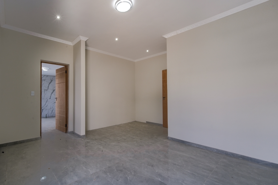6 Bedroom Property for Sale in The Hills Game Reserve Estate Gauteng