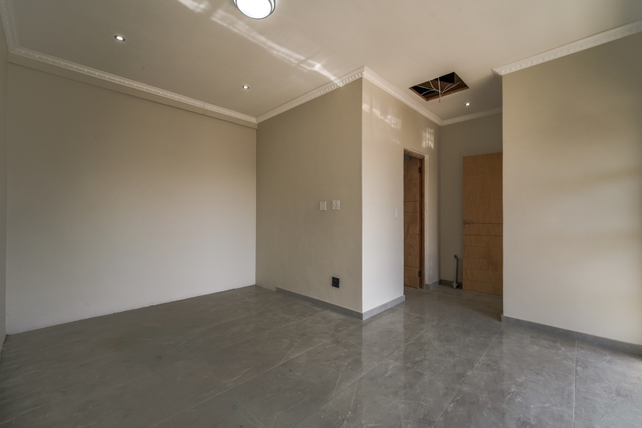 6 Bedroom Property for Sale in The Hills Game Reserve Estate Gauteng