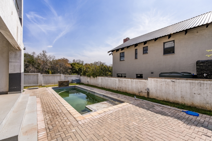 6 Bedroom Property for Sale in The Hills Game Reserve Estate Gauteng