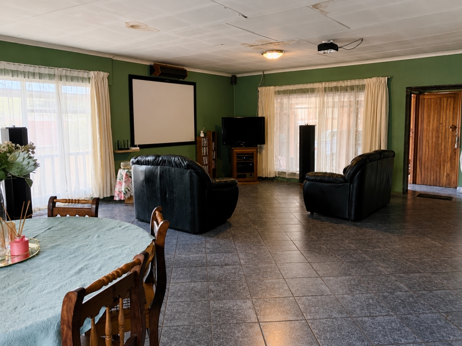4 Bedroom Property for Sale in Vanderbijlpark CE 2 Gauteng