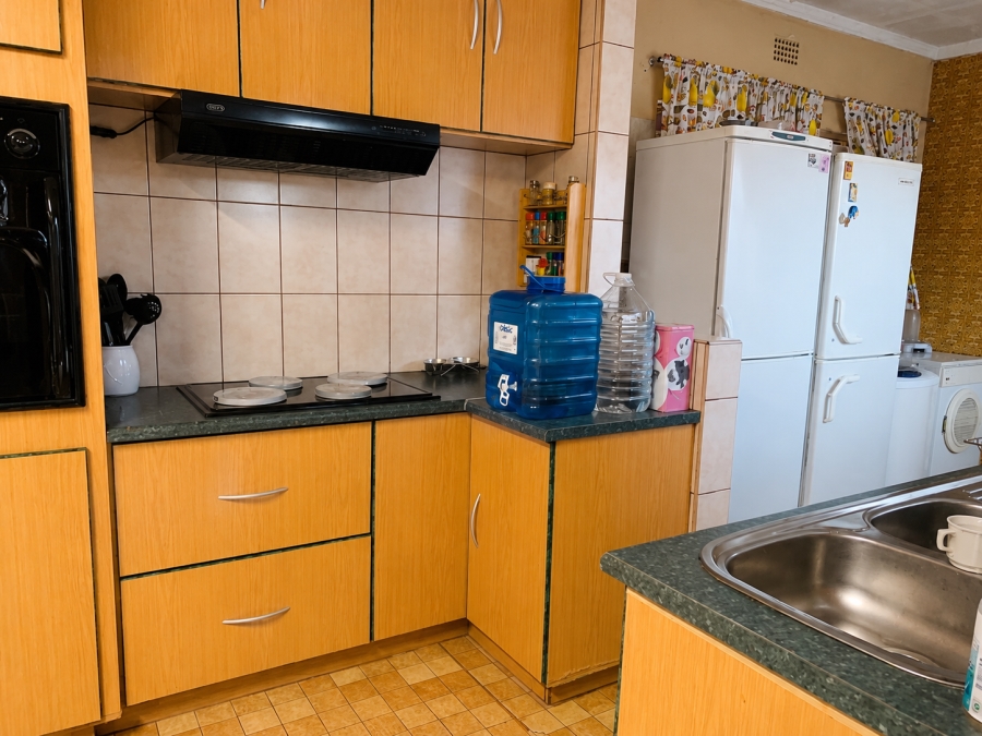 4 Bedroom Property for Sale in Vanderbijlpark CE 2 Gauteng