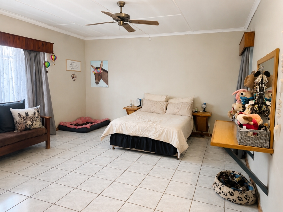 4 Bedroom Property for Sale in Vanderbijlpark CE 2 Gauteng