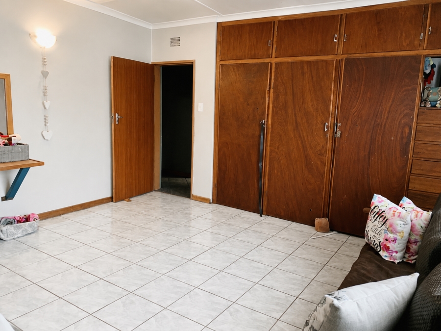 4 Bedroom Property for Sale in Vanderbijlpark CE 2 Gauteng