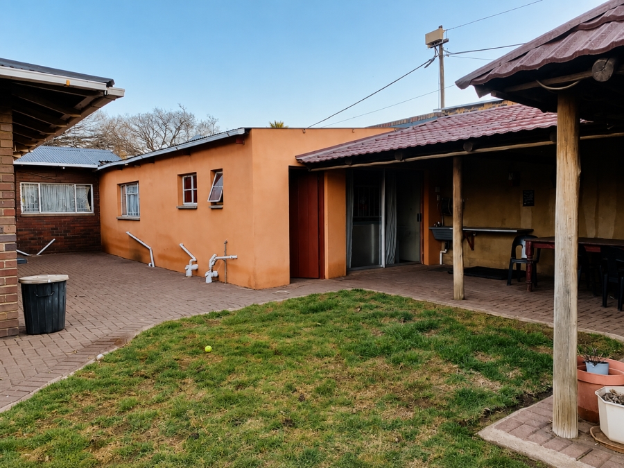 4 Bedroom Property for Sale in Vanderbijlpark CE 2 Gauteng