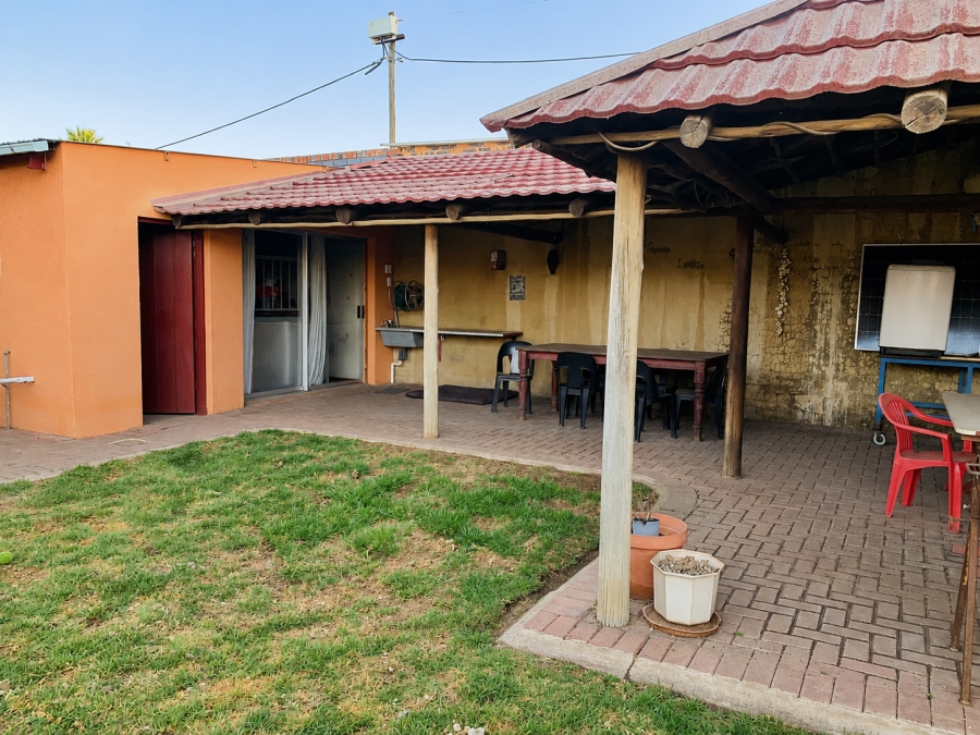 4 Bedroom Property for Sale in Vanderbijlpark CE 2 Gauteng