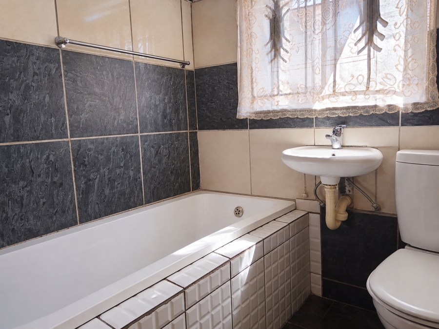 3 Bedroom Property for Sale in Boitumelo Gauteng