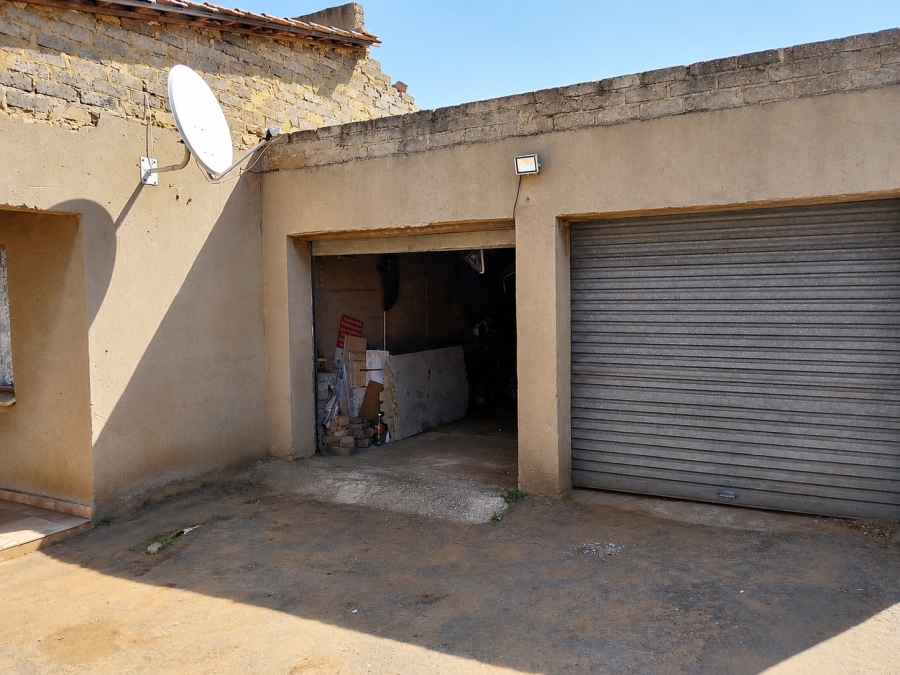 3 Bedroom Property for Sale in Boitumelo Gauteng