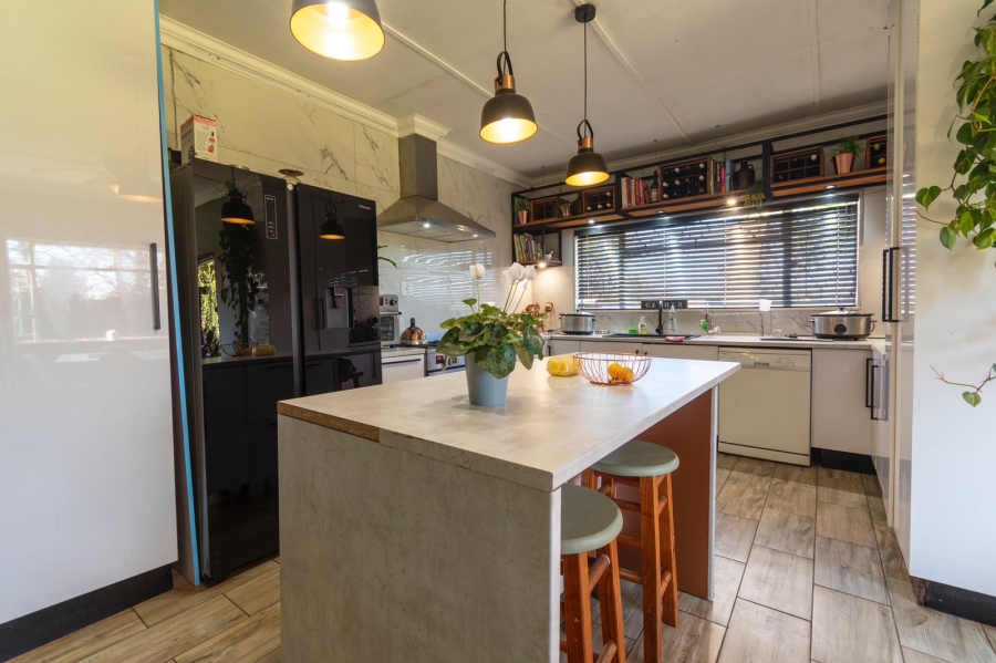 4 Bedroom Property for Sale in Three Rivers Gauteng