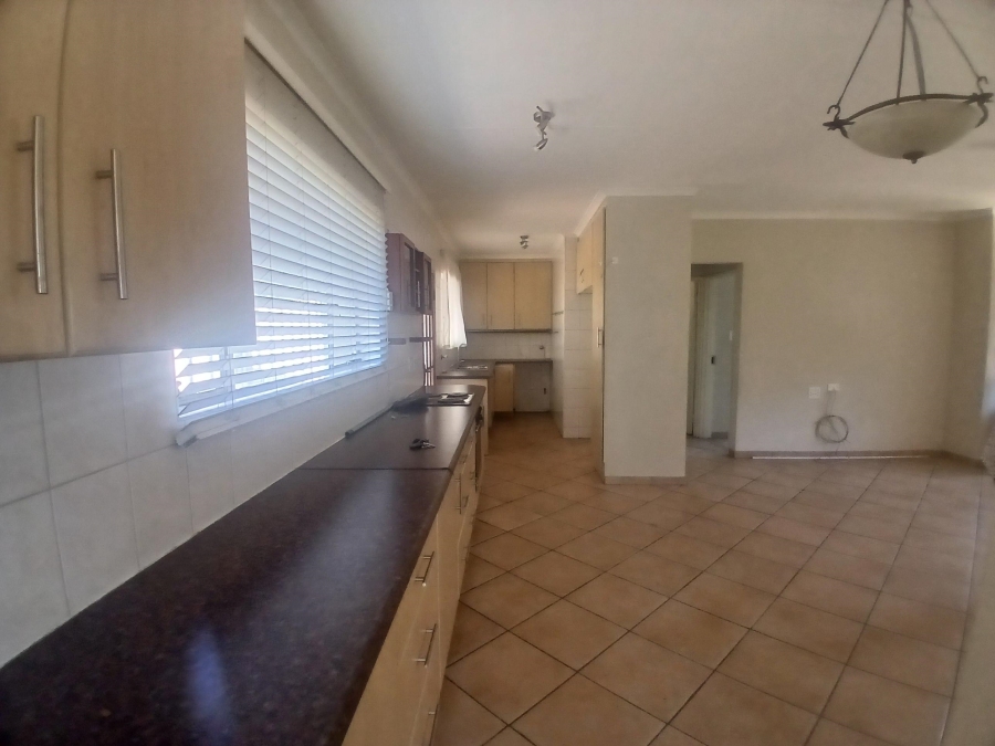 To Let 2 Bedroom Property for Rent in Brackenhurst Gauteng