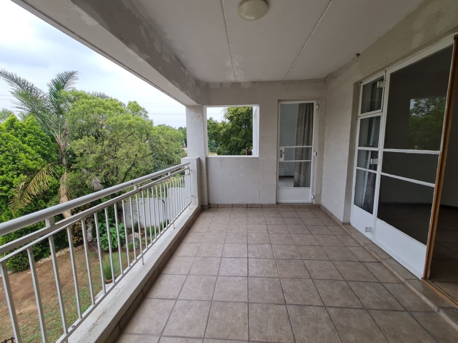 To Let 2 Bedroom Property for Rent in Sonneglans Gauteng