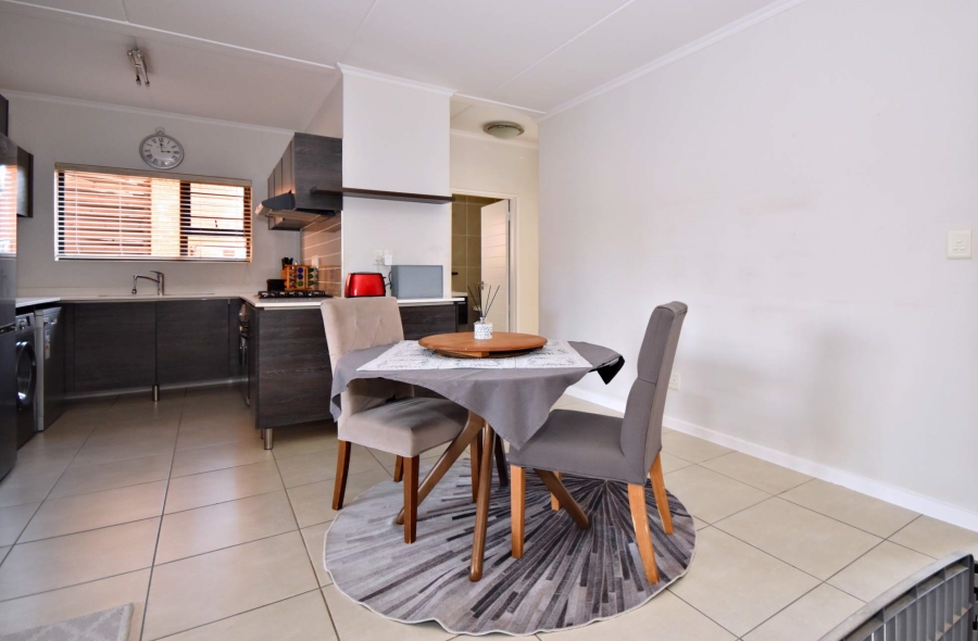3 Bedroom Property for Sale in Olivedale Gauteng