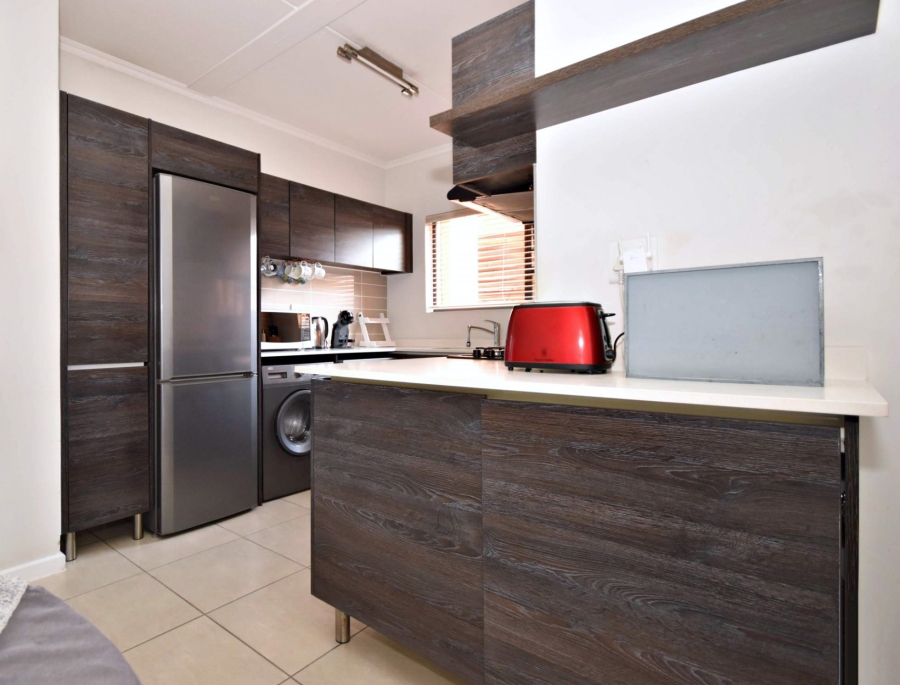 3 Bedroom Property for Sale in Olivedale Gauteng