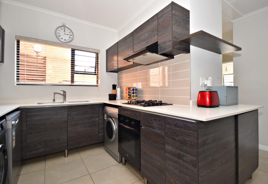 3 Bedroom Property for Sale in Olivedale Gauteng