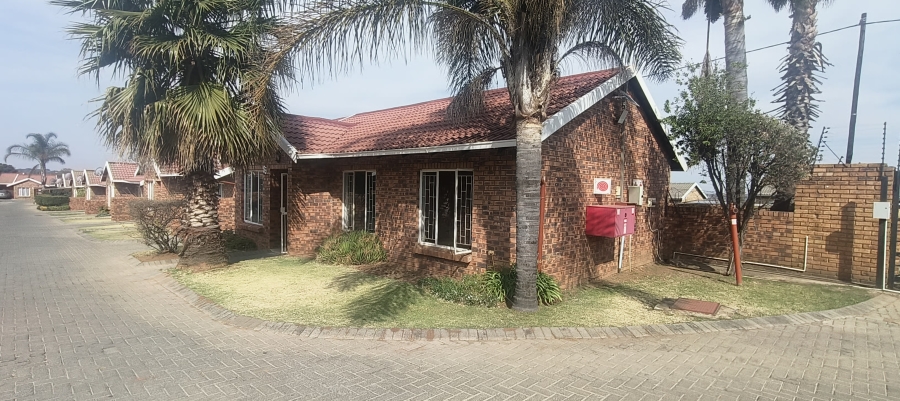 3 Bedroom Property for Sale in Groblerpark Gauteng