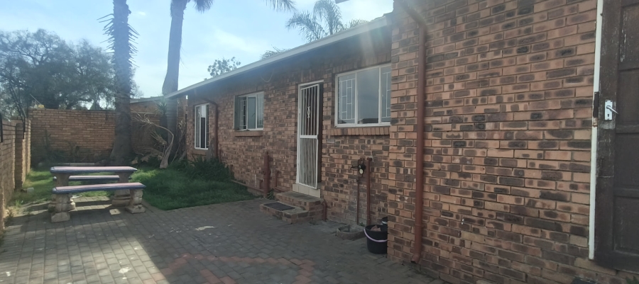 3 Bedroom Property for Sale in Groblerpark Gauteng