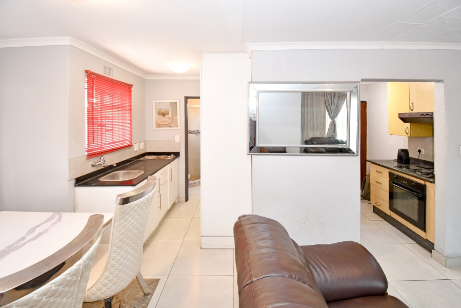 3 Bedroom Property for Sale in Lombardy East Gauteng