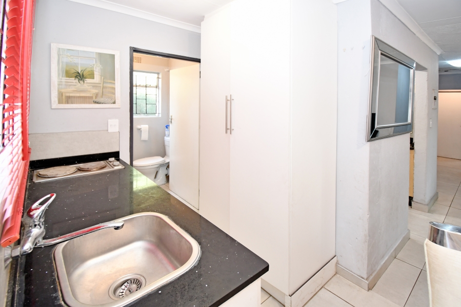 3 Bedroom Property for Sale in Lombardy East Gauteng
