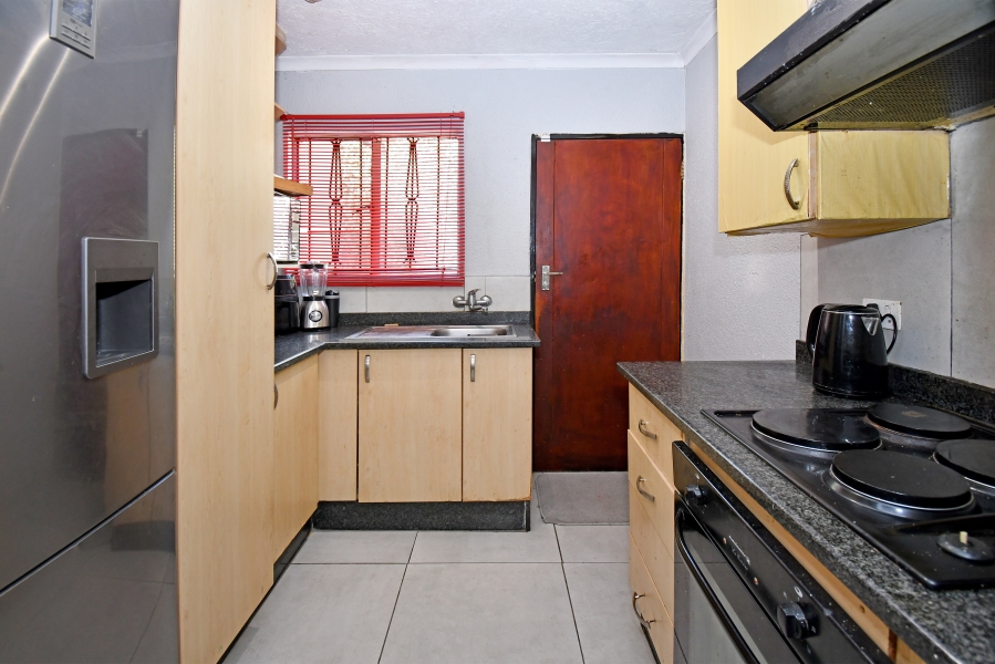 3 Bedroom Property for Sale in Lombardy East Gauteng