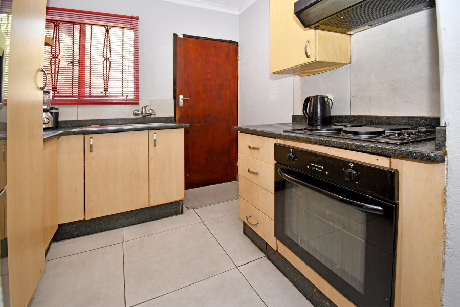 3 Bedroom Property for Sale in Lombardy East Gauteng