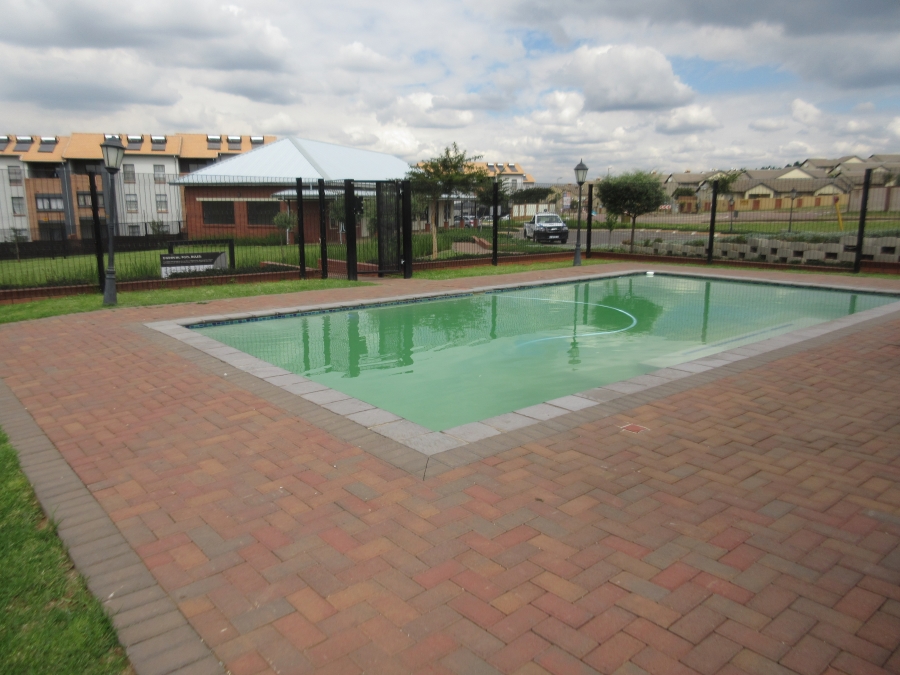 2 Bedroom Property for Sale in Sagewood Gauteng