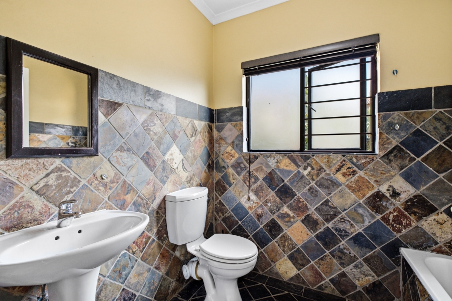 3 Bedroom Property for Sale in Beverley Gauteng