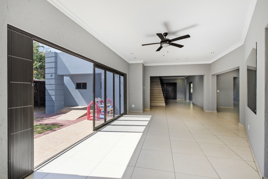 6 Bedroom Property for Sale in Bryanston Gauteng
