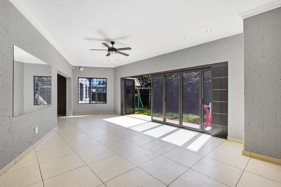 6 Bedroom Property for Sale in Bryanston Gauteng