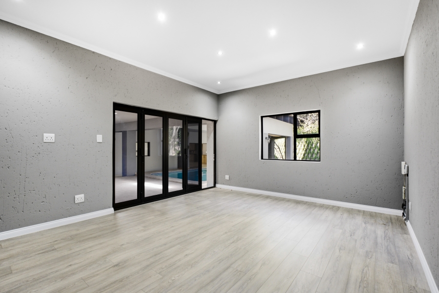 6 Bedroom Property for Sale in Bryanston Gauteng