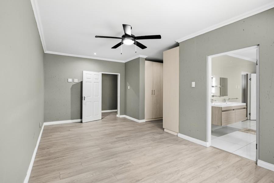 6 Bedroom Property for Sale in Bryanston Gauteng