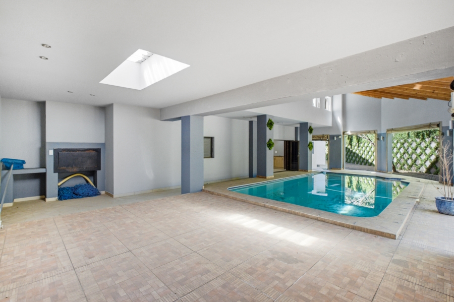 6 Bedroom Property for Sale in Bryanston Gauteng