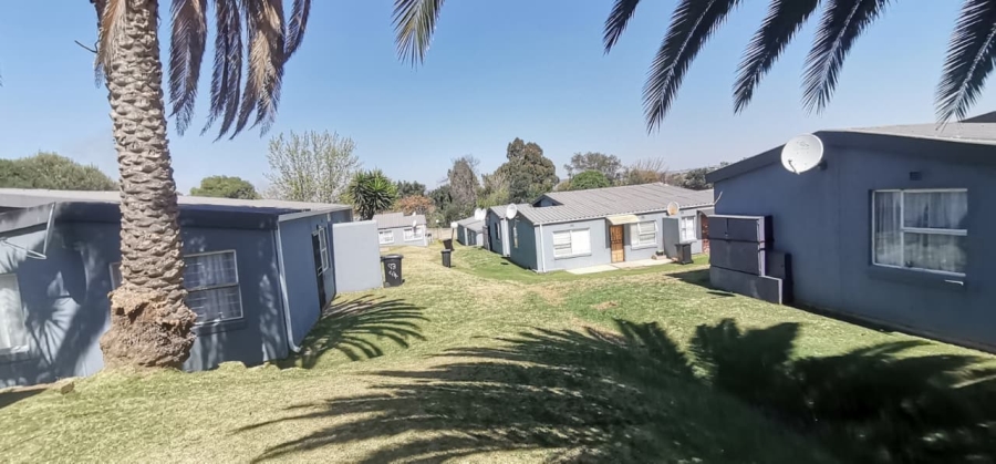 2 Bedroom Property for Sale in Naturena Gauteng
