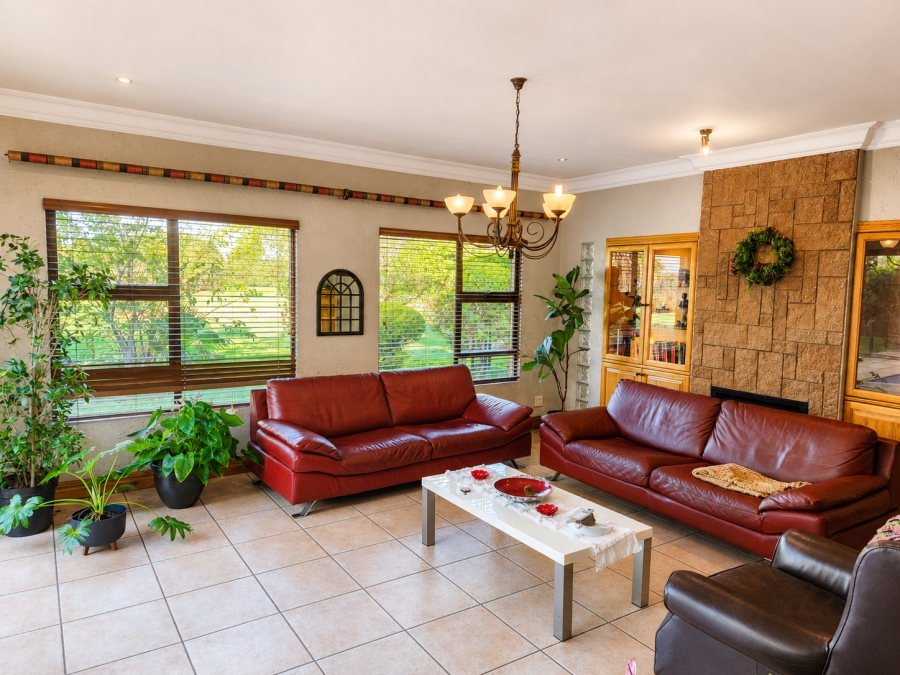 5 Bedroom Property for Sale in Centurion Golf Estate Gauteng