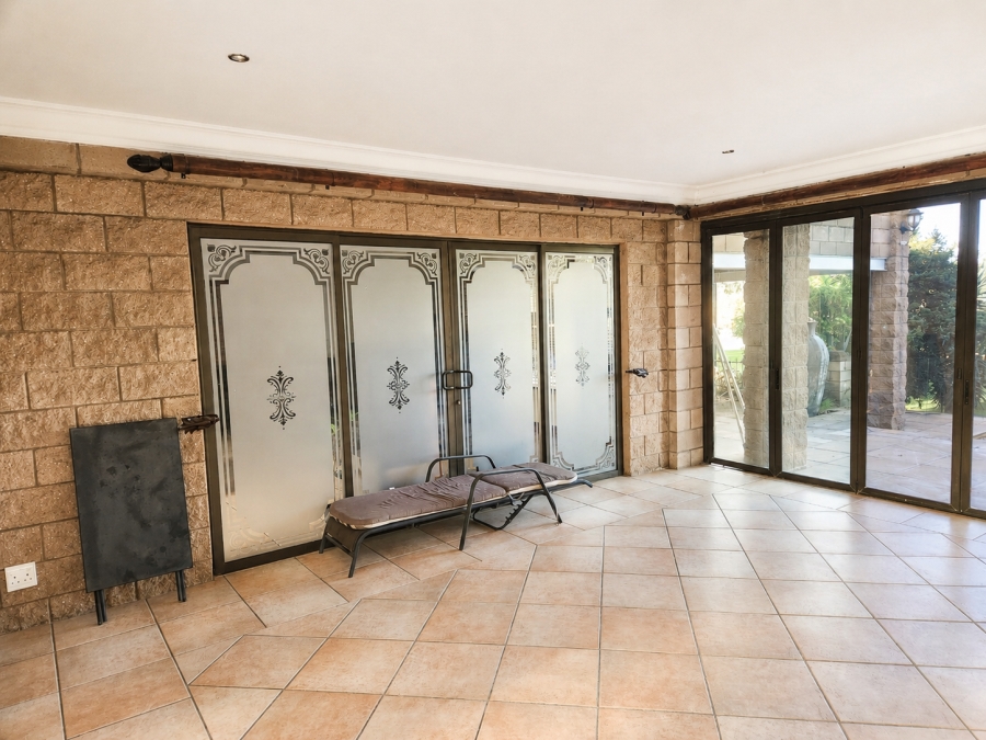 5 Bedroom Property for Sale in Centurion Golf Estate Gauteng