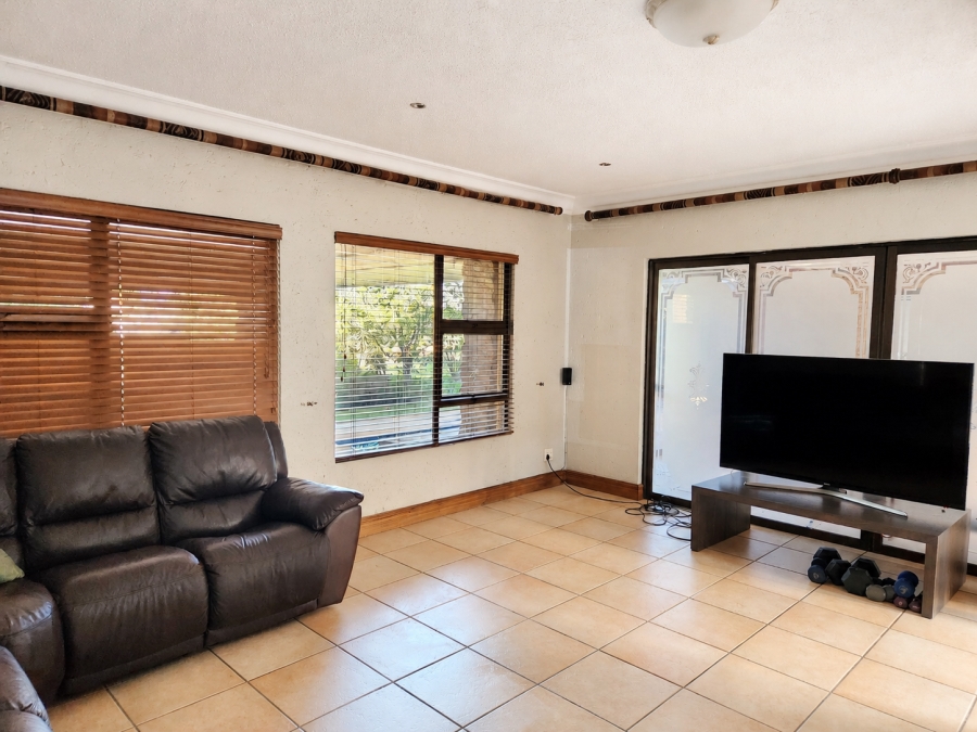 5 Bedroom Property for Sale in Centurion Golf Estate Gauteng