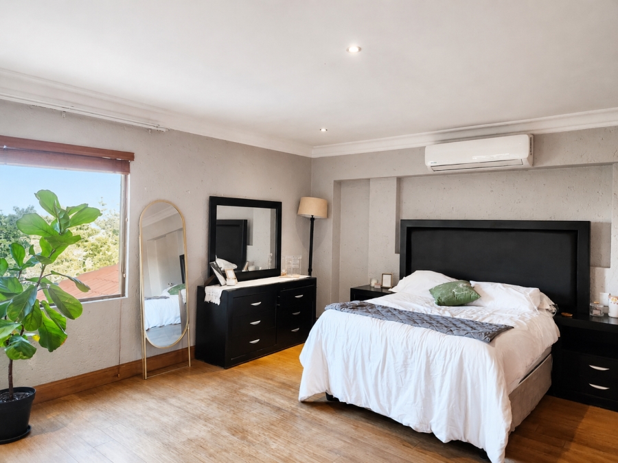 5 Bedroom Property for Sale in Centurion Golf Estate Gauteng