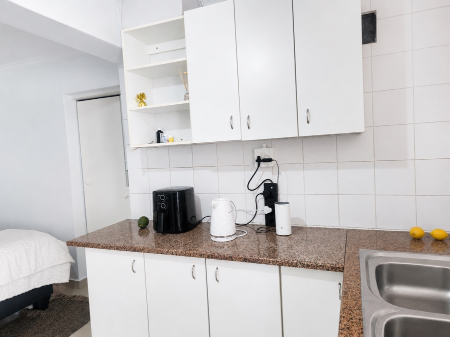 To Let 1 Bedroom Property for Rent in Doringkloof Gauteng